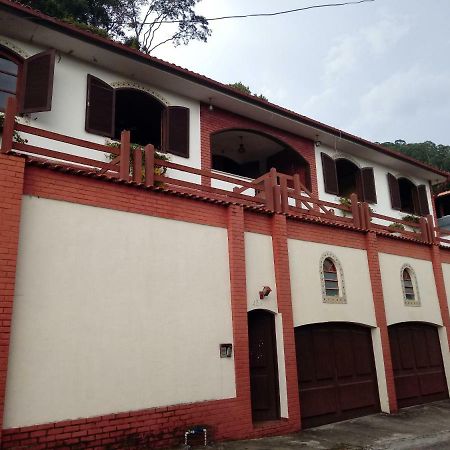 Hostel Mdemarilia Нова-Фрибургу Екстер'єр фото